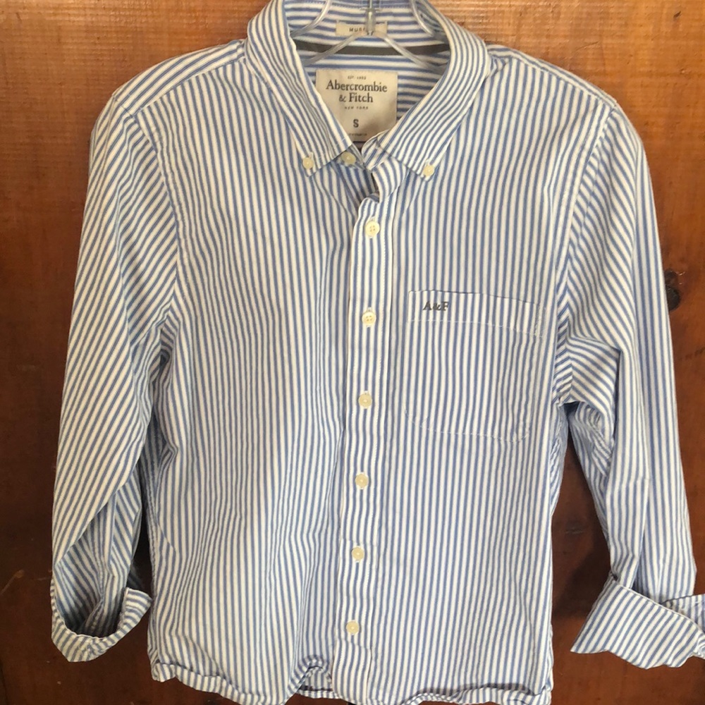 Men’s Abercrombie & Fitch button down shirt